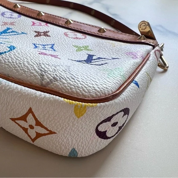 Iconic, Authentic Louis Vuitton Monogram Multicolore Pochette Accessoires - Picture 10 of 16